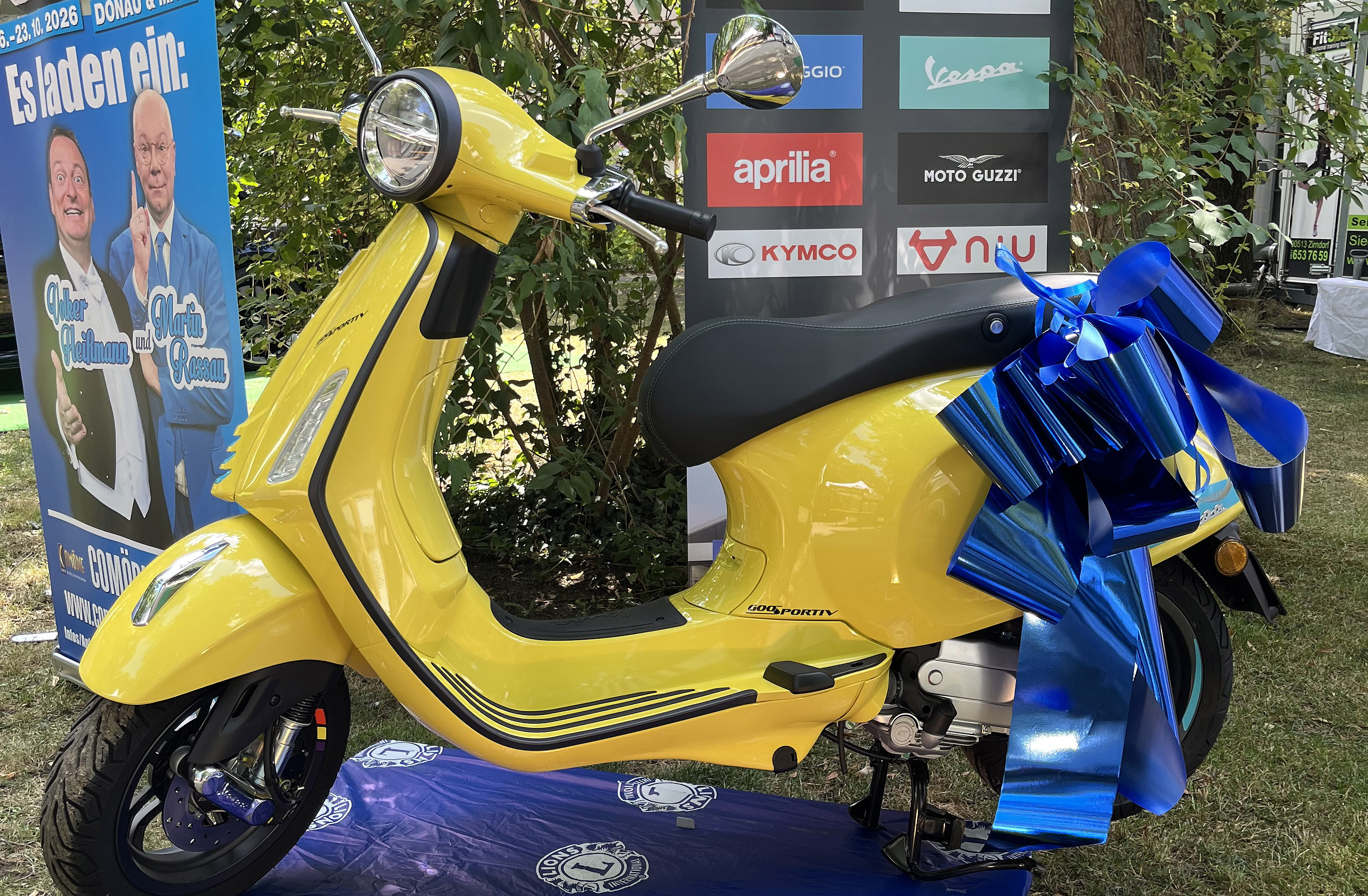 Ein Vespa Roller, der 2. Preis der Lions-Tombola